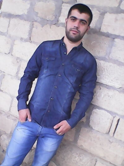  ,   Xezer, 32 ,   