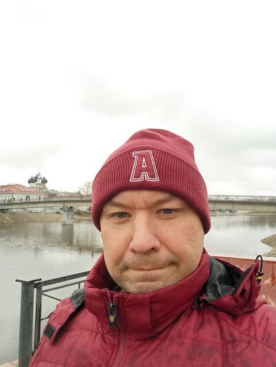  ,   Volodya, 41 ,   ,   