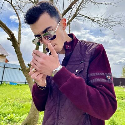  ,   Arman, 24 ,   ,   