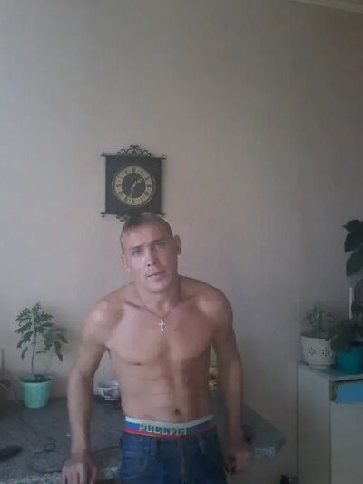  ,   Igor, 38 ,   ,   