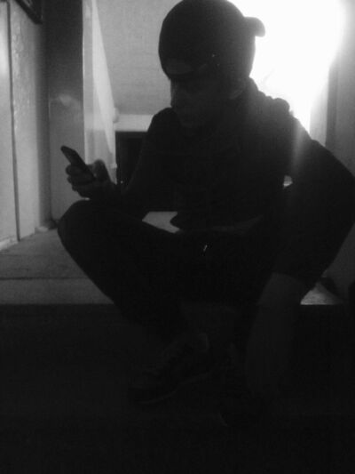 ,   Artur, 29 ,   ,   , c 