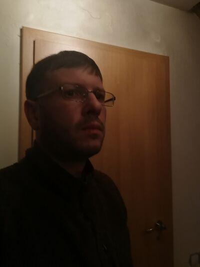  ,   Alex, 43 ,   