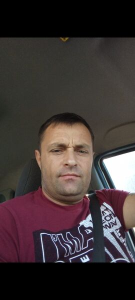  ,   Lili, 51 ,   ,   