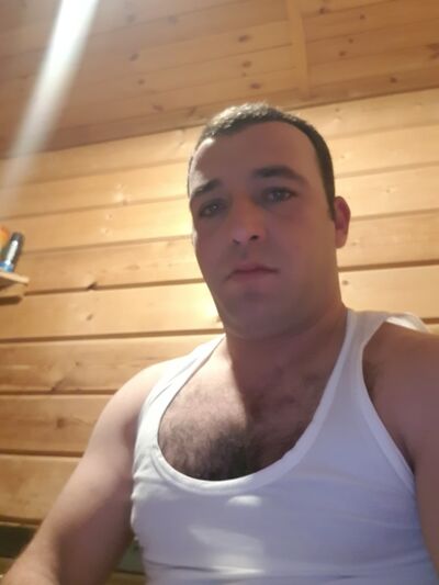  ,   Armen, 31 ,   ,   