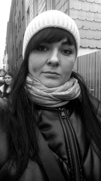  Duisburg,   , 37 ,   ,   , c 