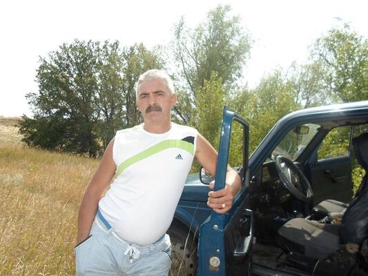  ,   Oleg, 62 ,   ,   