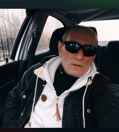  Jaroslaw,   Goga, 51 ,   c 