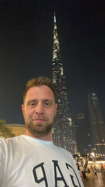  ,   Tarik, 37 ,   ,   
