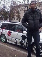  -,   Aziz, 34 ,   
