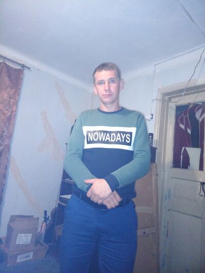  ,   Yury, 35 ,   ,   
