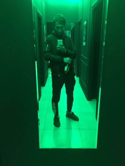  ,   Nikita, 25 ,   ,   