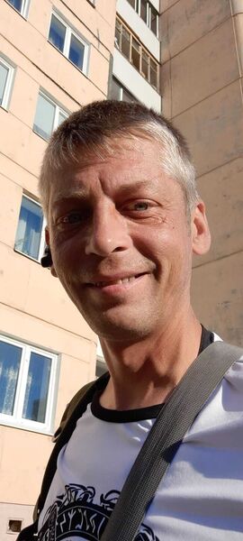  ,   George, 43 ,   