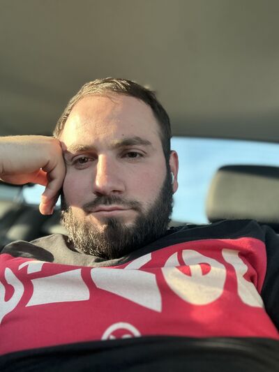  ,   Gevorg, 38 ,   ,   , c 