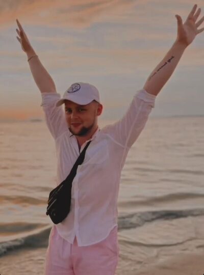   ,   Vasiliev, 32 ,   ,   , 