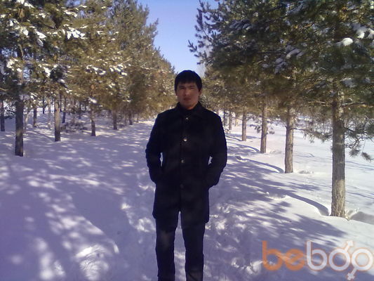  ,   Eszhan, 35 ,  