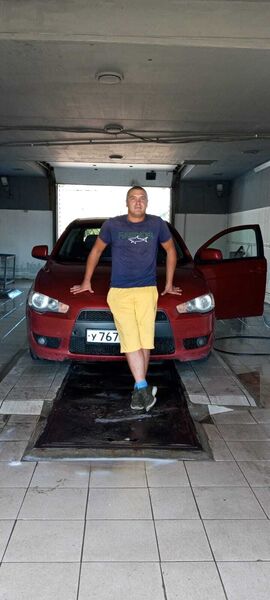  ,   Ilya, 31 ,   ,   , c , 