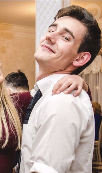  ,   Steven, 28 ,   