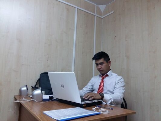  ,   Akram, 32 ,   