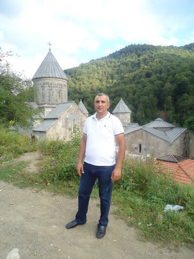  ,   Artur, 49 ,   