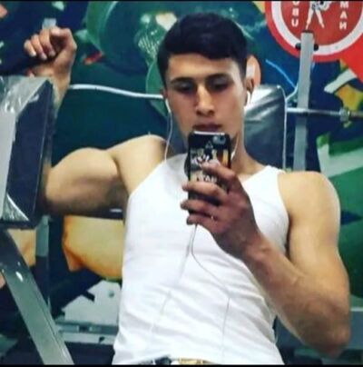 ,   Ruslan, 25 ,   ,   