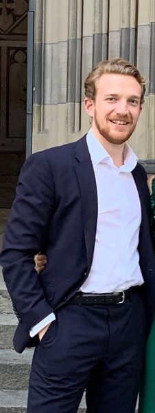  ,   Pierre, 32 ,   ,   