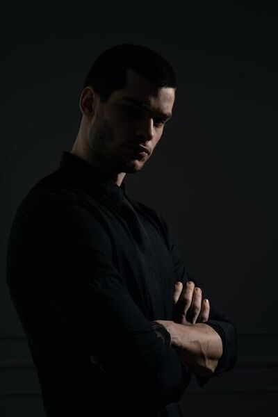  -,   IVAN, 33 ,   ,   