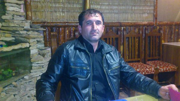  ,   Maga, 49 ,   