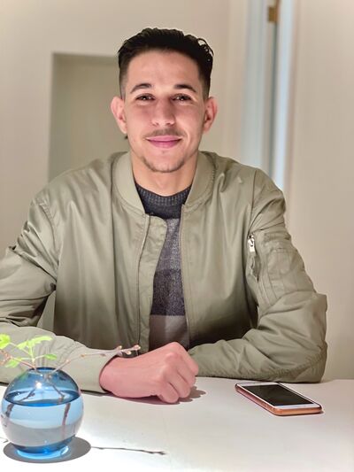  ,   Zakaria, 25 ,   ,   