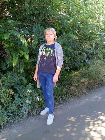  ,   Roza, 38 ,   c 
