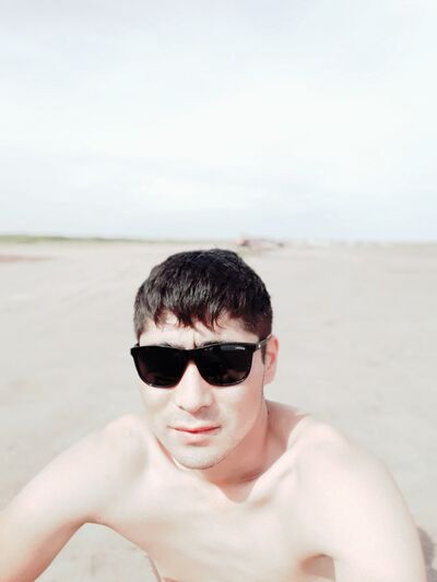  ,   Batyr, 33 ,   