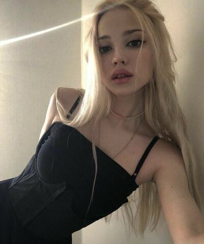  ,   Lana, 22 ,   ,   , 