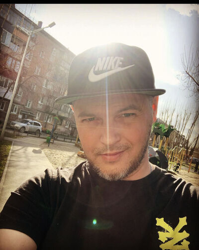  Brezineves,   Oleg, 34 ,   ,   