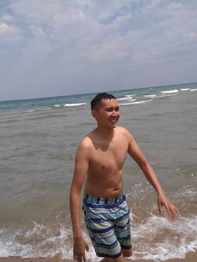  ,   Erkin, 32 ,   