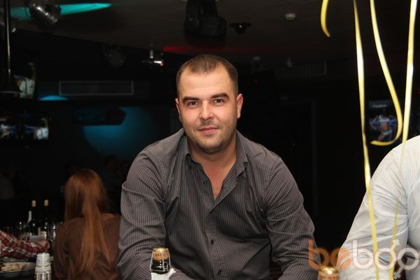 2341866  Xxxx, 41 ,    