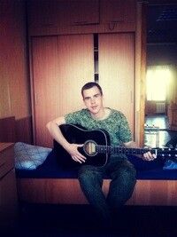  ,   Tobeagooner, 32 ,  