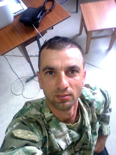  ,   Dito, 33 ,   