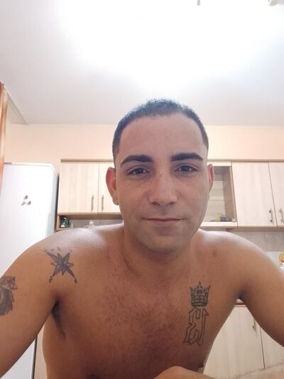  ,   Antony, 27 ,   ,   