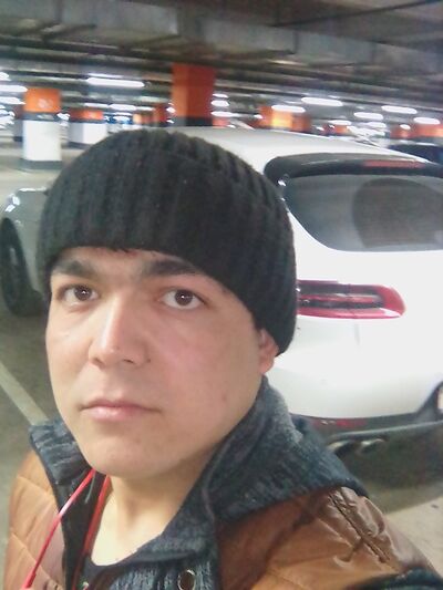  ,   Xayot, 33 ,  