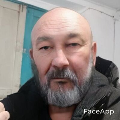  ,   Emil, 39 ,   ,   