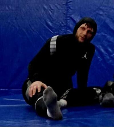  --,   Jon Medik, 25 ,  