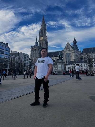  ,   Rafi, 33 ,   ,   