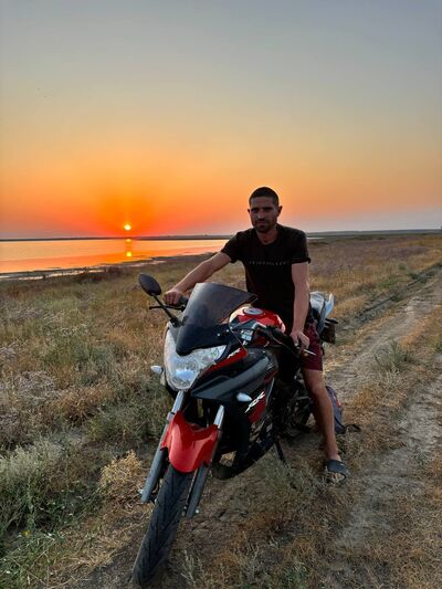  ,   Alex, 38 ,   ,   
