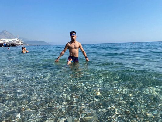  ,   Rustam, 33 ,   ,   , c , 