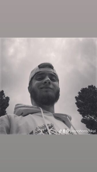  ,   Bukystoner, 28 ,   ,   
