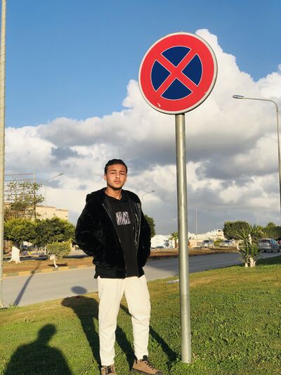  ,   Moaz, 25 ,   ,   