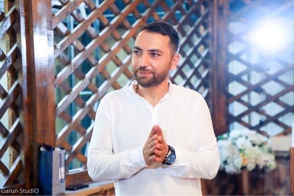  ,   Grig, 38 ,   ,   