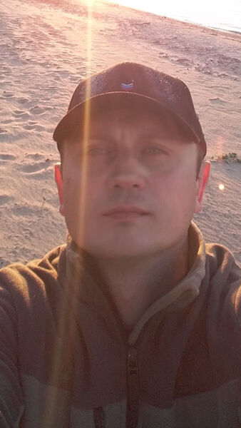  ,   Alex, 45 ,  