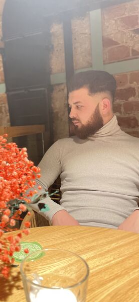  ,   Ozgur, 31 ,   ,   , c 
