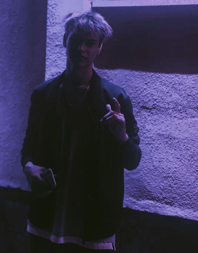  ,   Anton, 21 ,   ,   