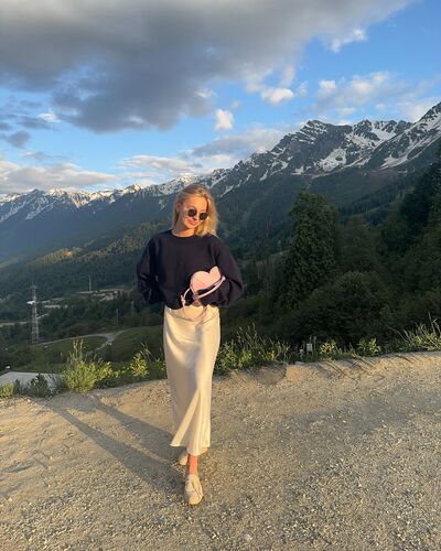  Frankfurt am Main,   , 28 ,   ,   